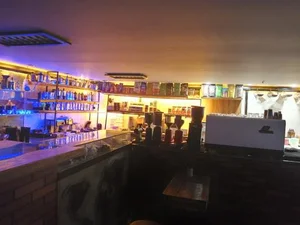 کافه کاکو شیرازی