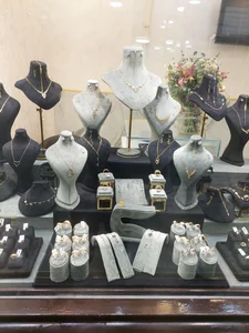 طلا و جواهرات کهکشان 4