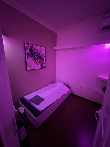 The Raven Men’s Spa