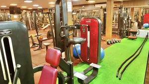 Tanin Club باشگاه بدنسازی طنین 5