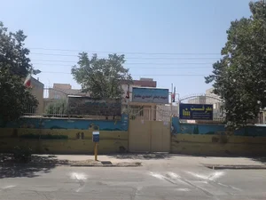 دبیرستان پسرانه شهید جعفر احمدی مقدم