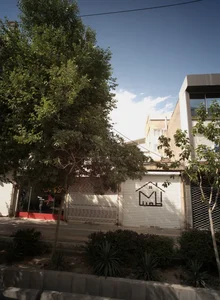 مشاور املاک اطمینان