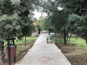 بوستان سرو آزاد