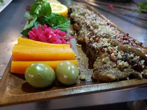 کافه رستوران سنتی رز گیلانه