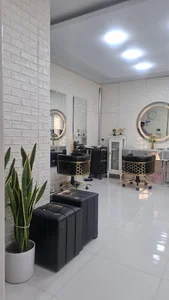 سالن زیبایی آتریسا
