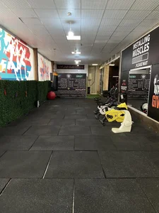 باشگاه بدنسازی ژنتیک 2