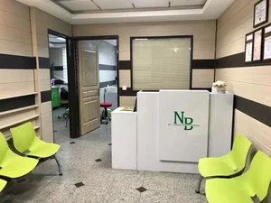 دکتر نادر بک محمدی پوست مو و داخلی 3