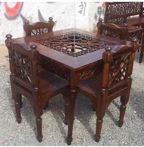 تخت سنتی، قهوه خانه ای و مبلی