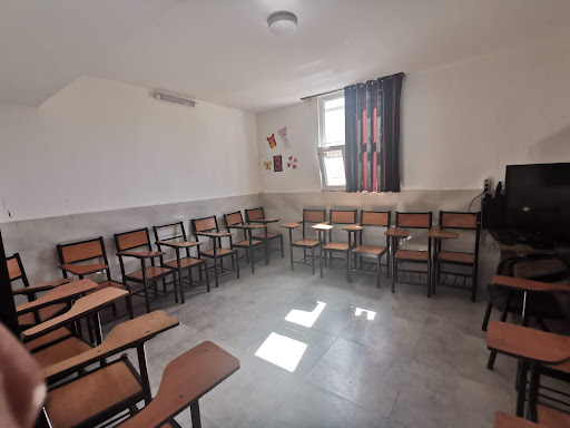 آموزشگاه زبان خیام