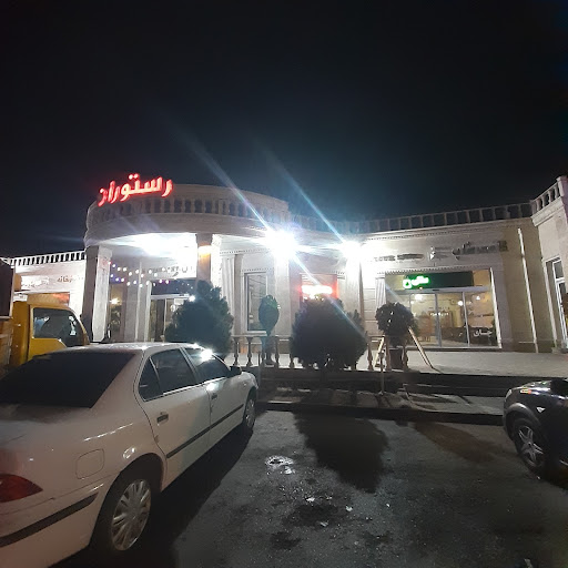 سفره خانه و دیزی سرا
