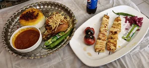 رستوران سنتی مرکزی