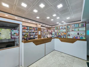 داروخانه دکتر احمدی-دکتر حاجی هاشمی