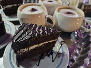 کافه رستوران سنتی مریخ