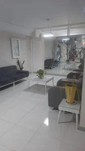 مرکز لیزر درماسنتر