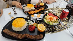 رستوران مجلل فاخر