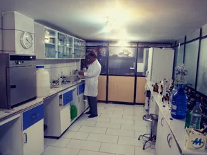 آزمایشگاه کنترل مواد غذایی کیفیت سنجش زاگرس شهرکرد