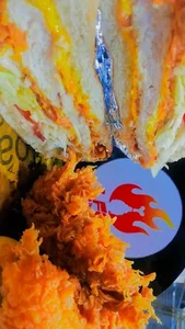 سرزمین مرغ سوخاری LFC