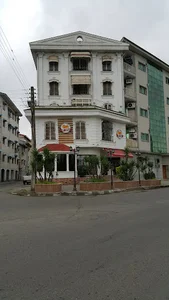 پیتزا برج
