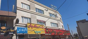 دفتر اسناد رسمی 490 صدرا، کامران صادقی