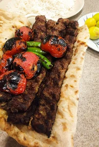 كباب سرای بيستون