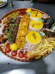رستوران و کافی‌شاپ ناربن