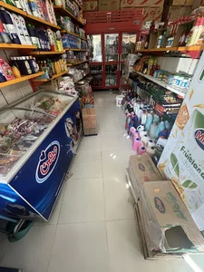 سوپر مارکت میلاد کاوسی