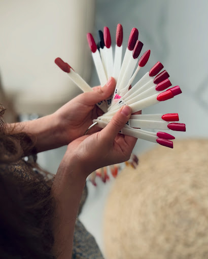 Yana Beauty Salon / سالن زیبایی یانا