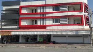 هایپرمارکت معلم
