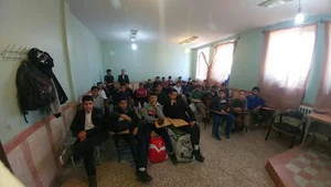 دبیرستان فتح المبین