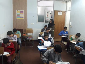 موسسه زبانهای خارجی زبان آموز (واحد پسرانه)