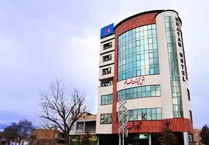 پارکینگ مهمانسرای امامزاده عبدالله بانک مسکن همدان