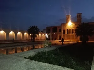 سر در باغ دولت آباد