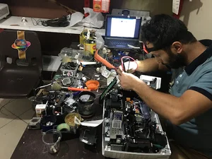 تعمیرات ویدئو پروژکتور