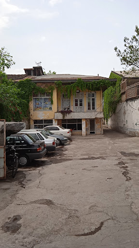 پارکینگ عمومی شبانه‌روزی زهرابی