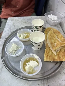 لبنیاتی حاج سلطانعلی 5