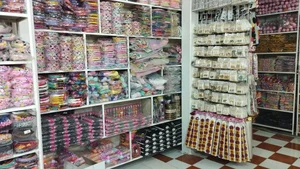 فروشگاه خرازی عمده و خرده سیلور 3