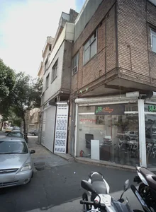 موتور سیکلت قائم