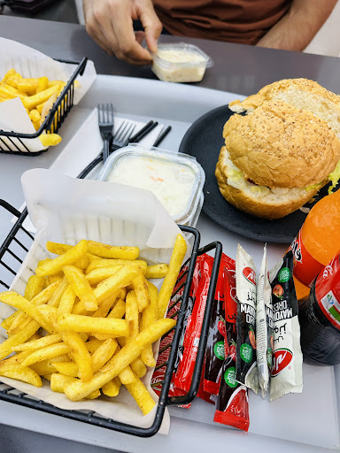قنادی آفتابگردان