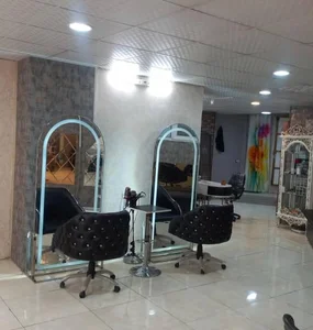 سالن زیبایی زن روز