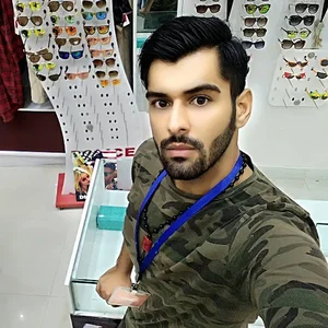 اكيا آرياشهر