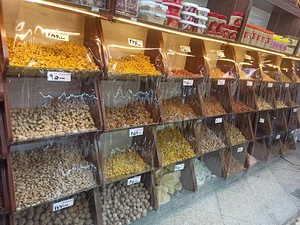 اجیل خشکبار حاج احمد