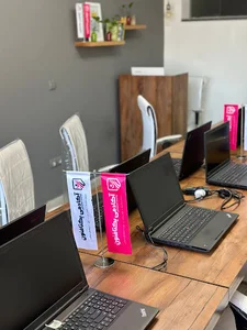 آموزشگاه کامپیوتر یکتافنون