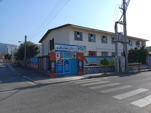 دبیرستان تعالی شهیدان علیپور 2