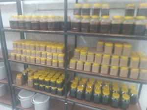فروشگاه مواد غذایی غدیر 4