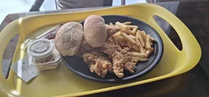 فست فود عباس آقا