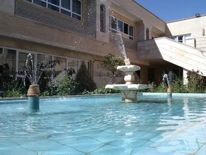 دبیرستان نمونه دولتی امام خامنه ای