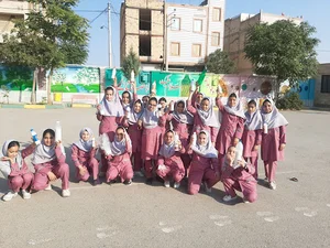 دبستان 13 آبان