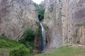 آبشار وزنه سر - مجله مِستر بلیط