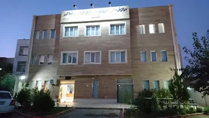 Bojnurd Farhangian Inn