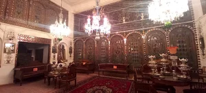 سرای سنتی ملک التجار